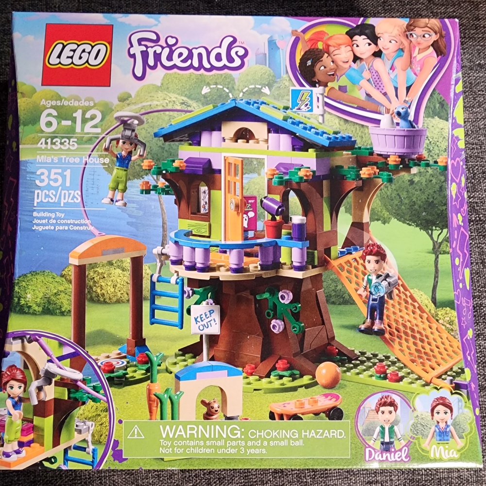 DISCONTINUED SET LEGO Friends Tree House Adventure Set SEALED BOX
